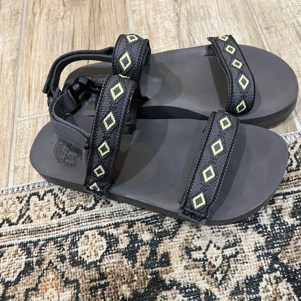 REEF Sandals